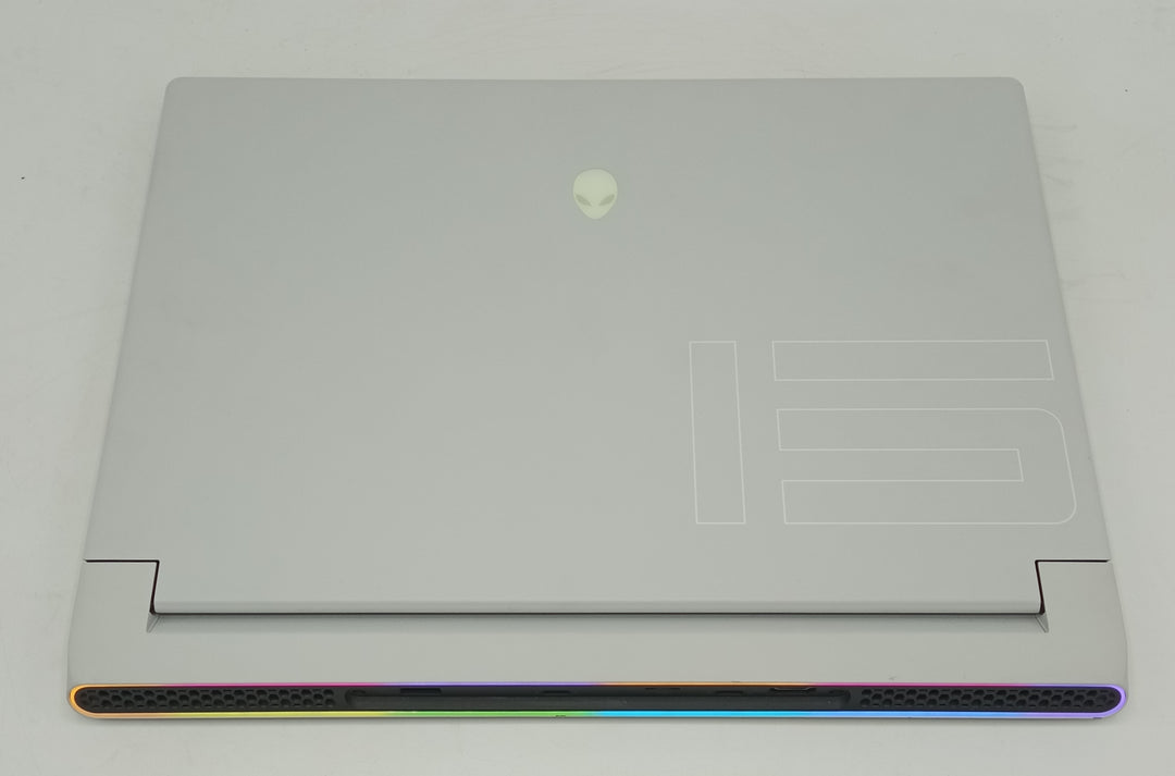 Dell Alienware x15 R1 | 15 Inches | Intel Core i7 2.3 GHz Processor | 11th Gen | 16GB Ram | 2TB SSD Storage | NVIDIA RTX 3070 8GB Graphics | White | (Code - 241954)