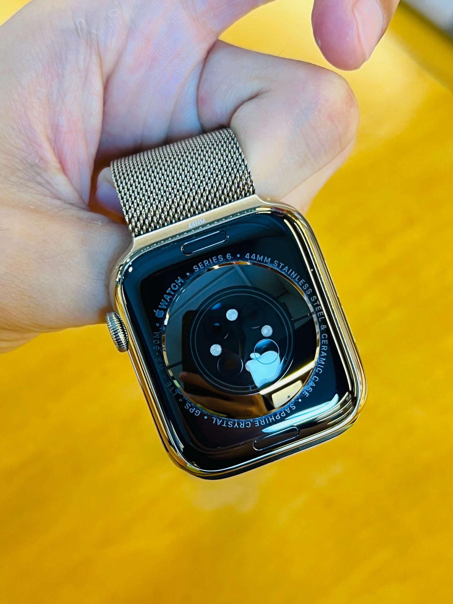 Apple Watch Series 6 (Used) BH-95%
