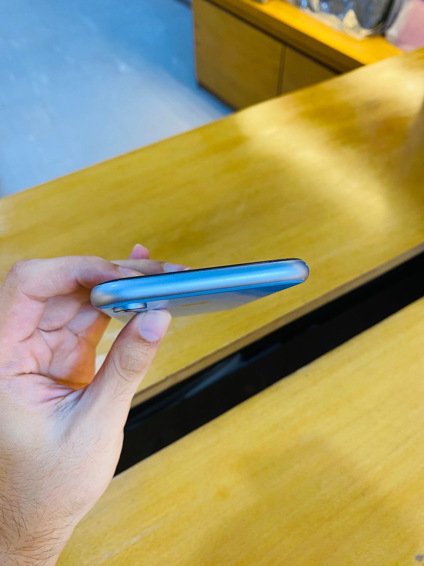 iPhone XR (Used) BH-78%