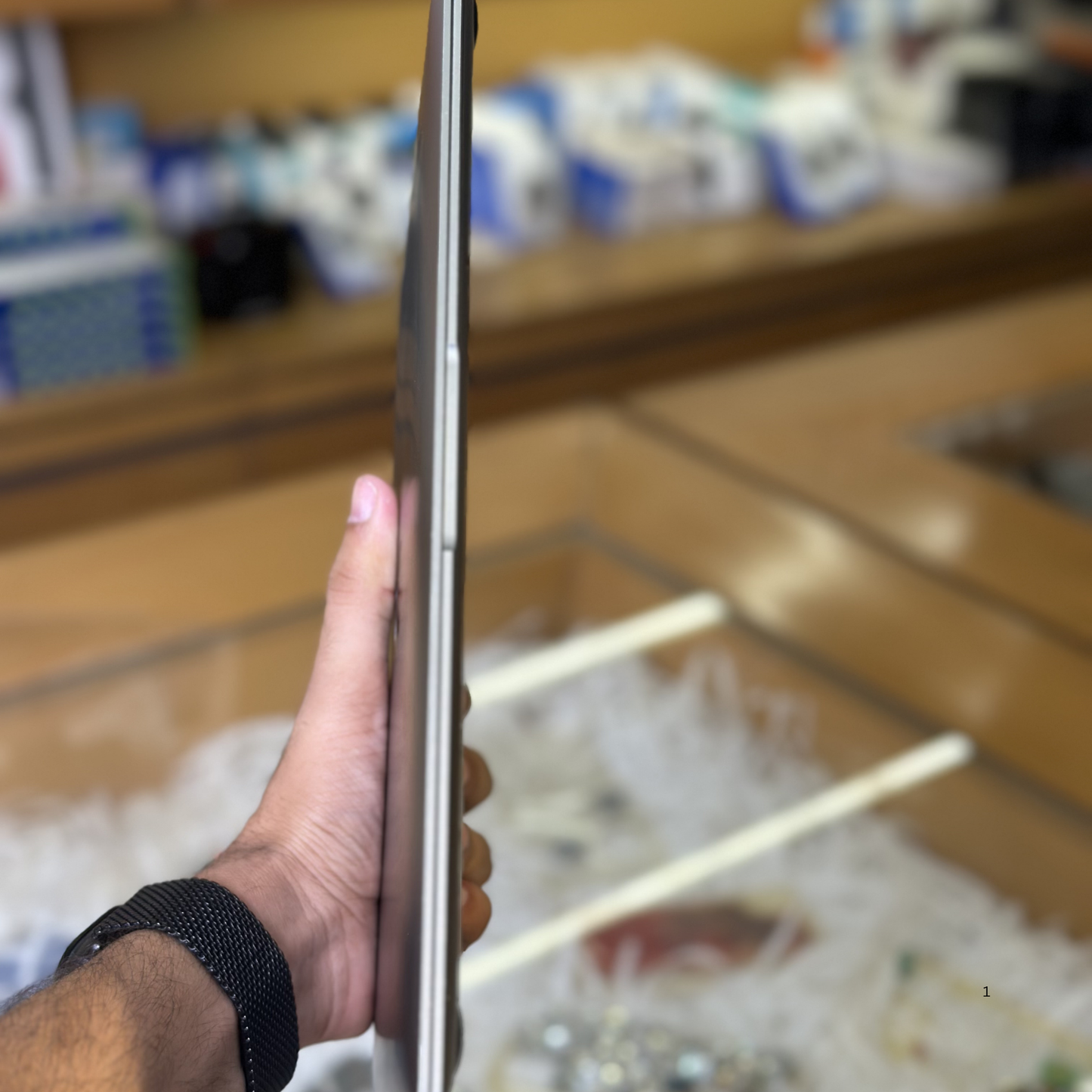 Used MacBook Air 13-inch 2019 – 8GB / 128GB