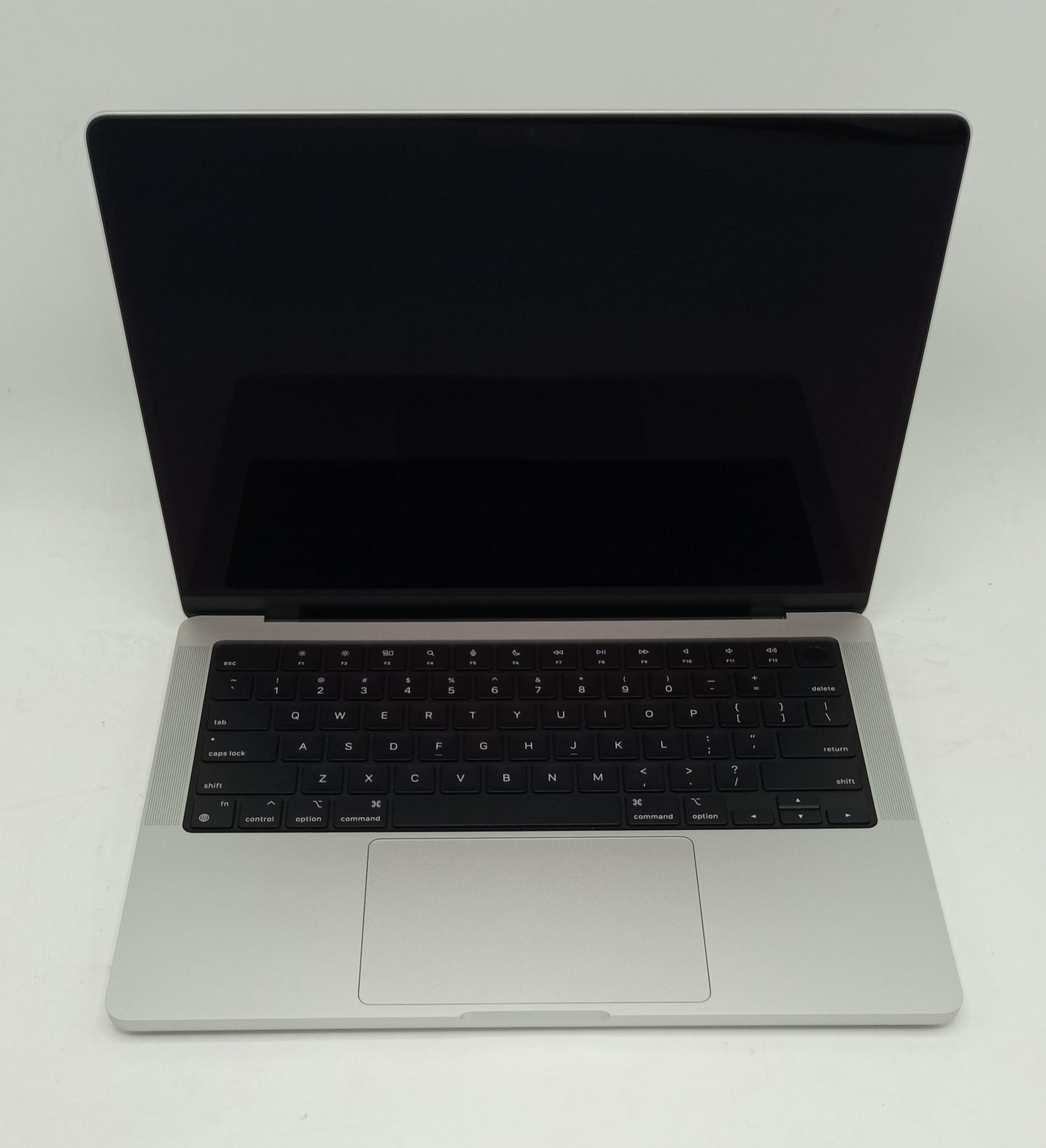 MacBook Pro 2024 | 14 Inches | Apple M4 Pro Chip | 24 GB Ram | 1 TB SSD | Silver | 17 Cycles (Like New) | (Code -241994)