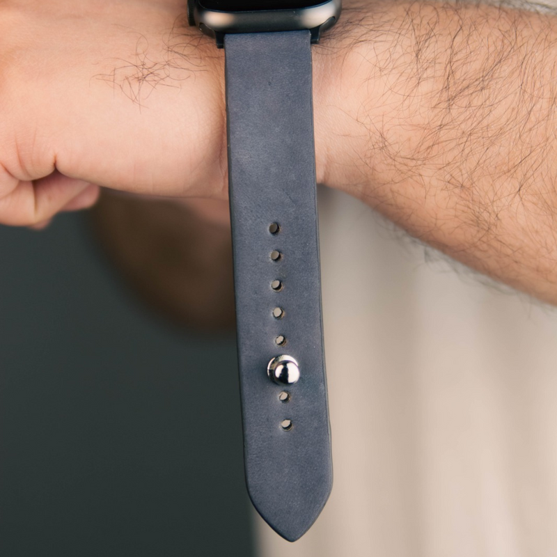 Apple Watch Strap In Pure Leather - Gray  | Waji's