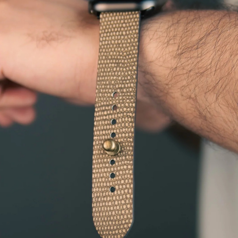 Apple Watch Strap In Pure Leather - Russet-Lizard  | Waji's