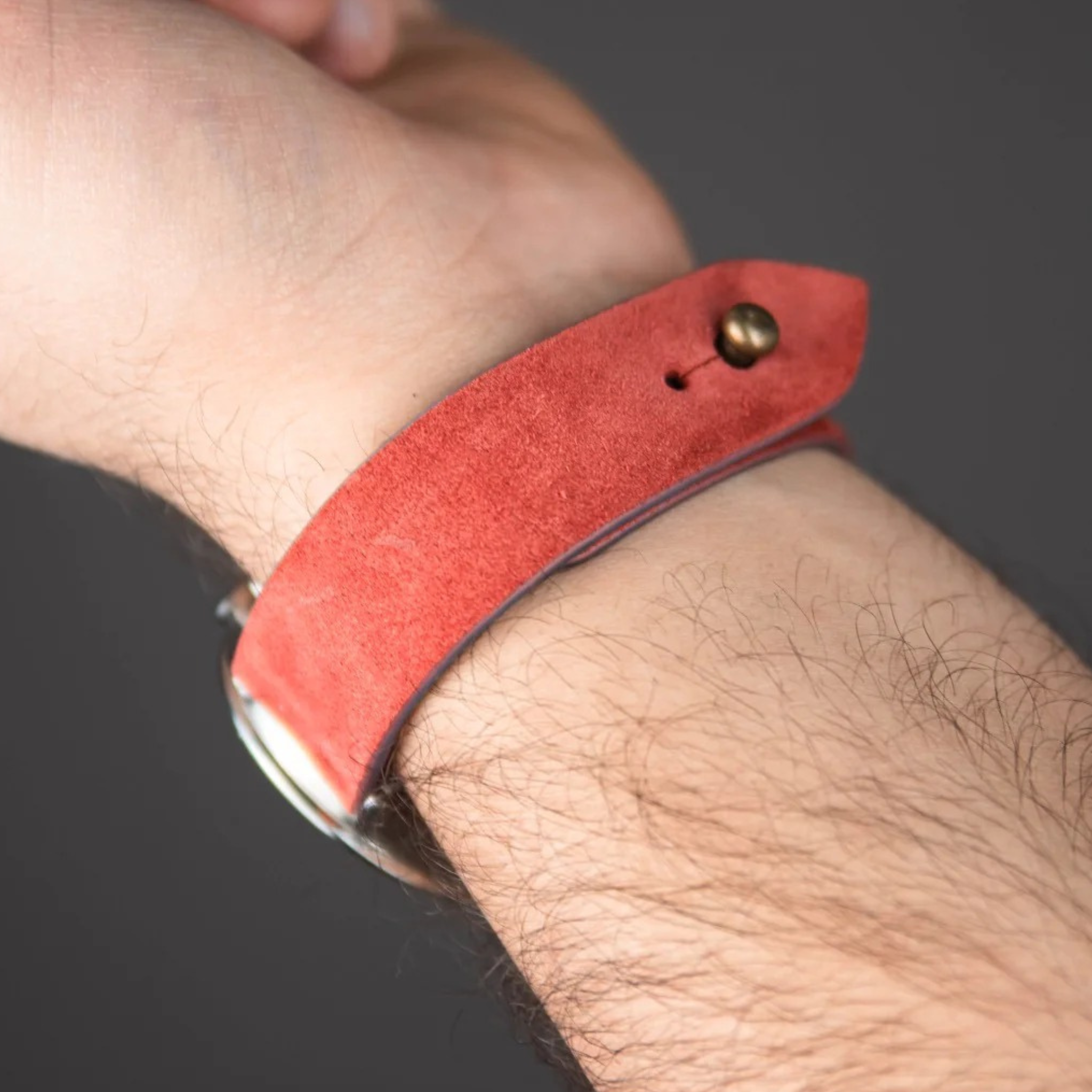 Apple Watch Strap In Suede Leather - Salmon Red  | Waji's