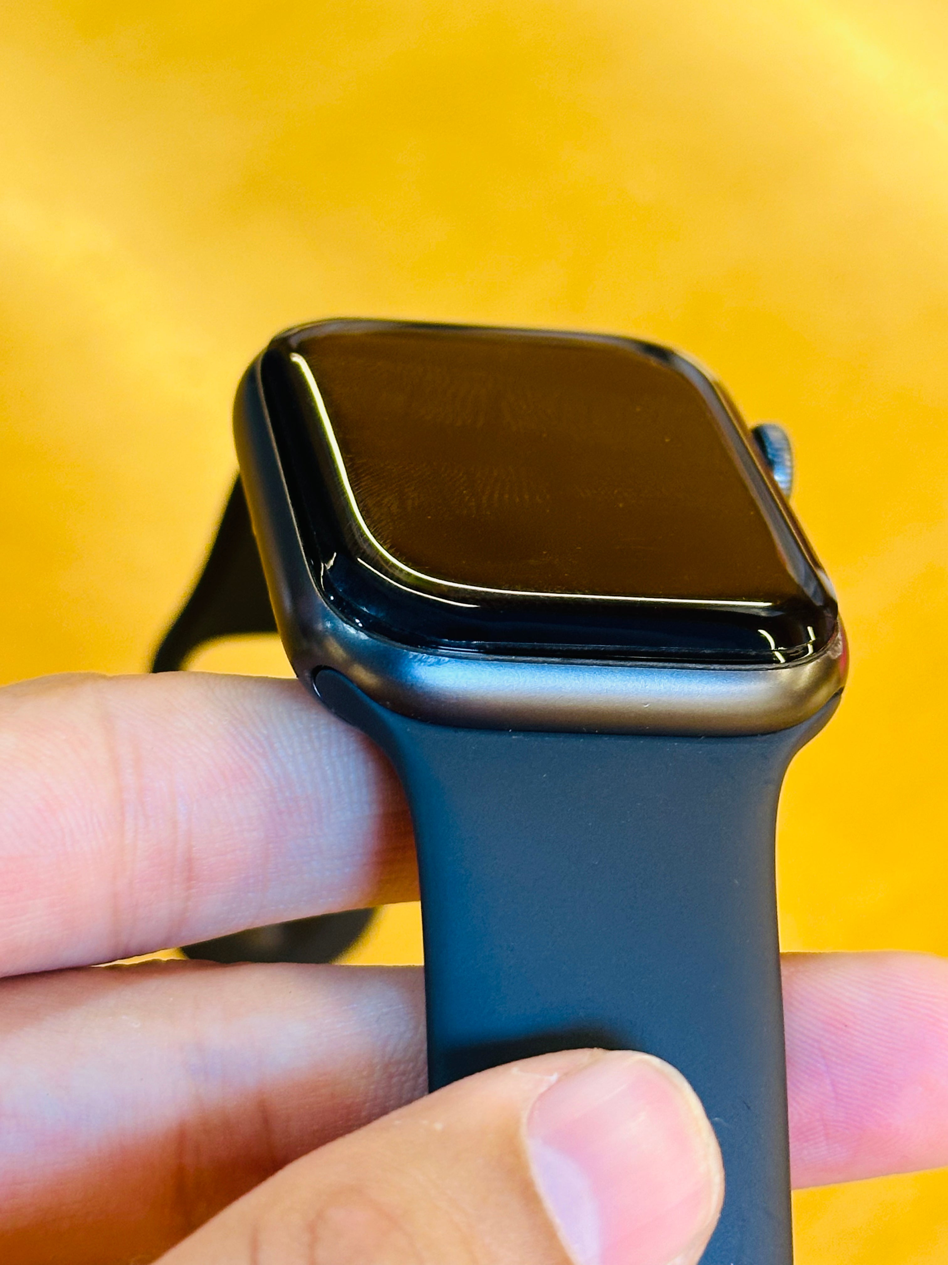 Apple watch second hand price best sale