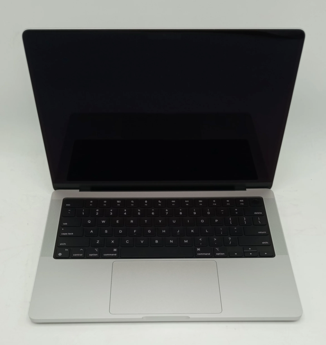 MacBook Pro 2023 | 14 Inches | Apple M3 Pro Chip | 18 GB Ram | 1 TB SSD | Silver | 28 Cycles (Like New) | (Code - 252017)