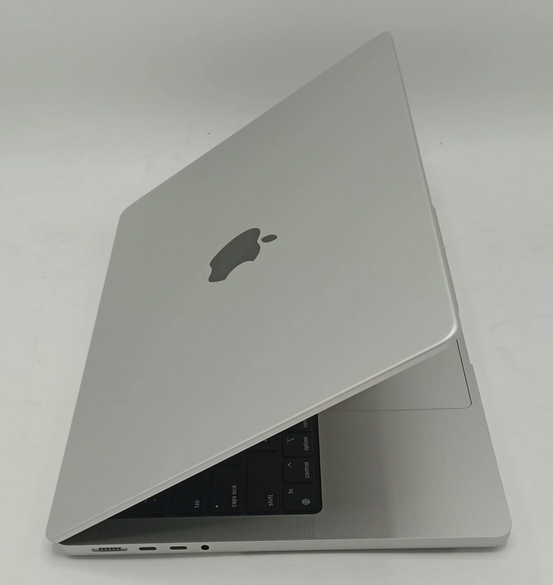 MacBook Pro 2023 | 14 Inches | Apple M3 Pro Chip | 18 GB Ram | 1 TB SSD | Silver | 28 Cycles | Code (252017)