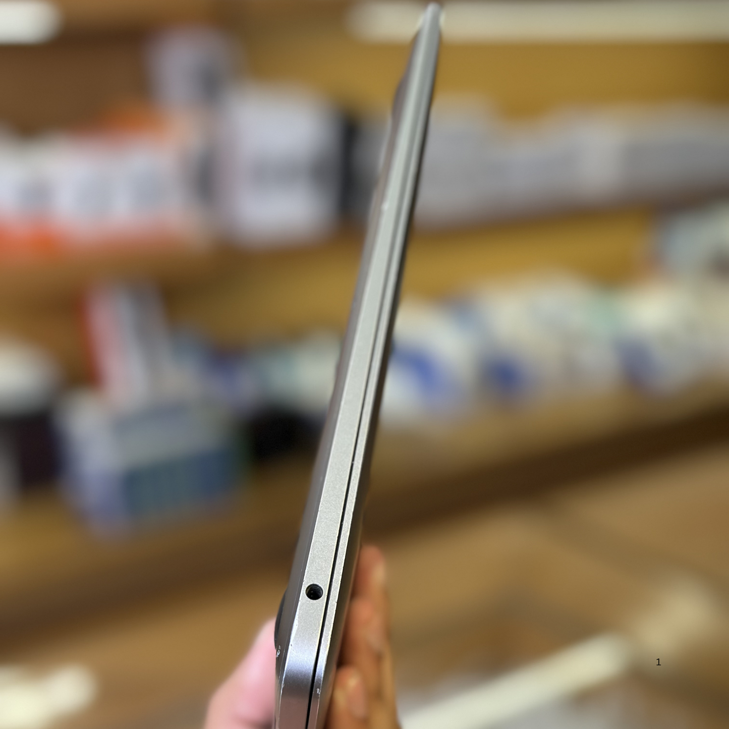 Used MacBook Air 13-inch 2019 – 8GB / 128GB