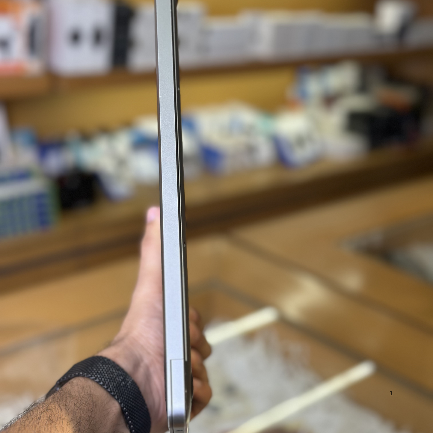 Used MacBook Air 13-inch 2019 – 8GB / 128GB