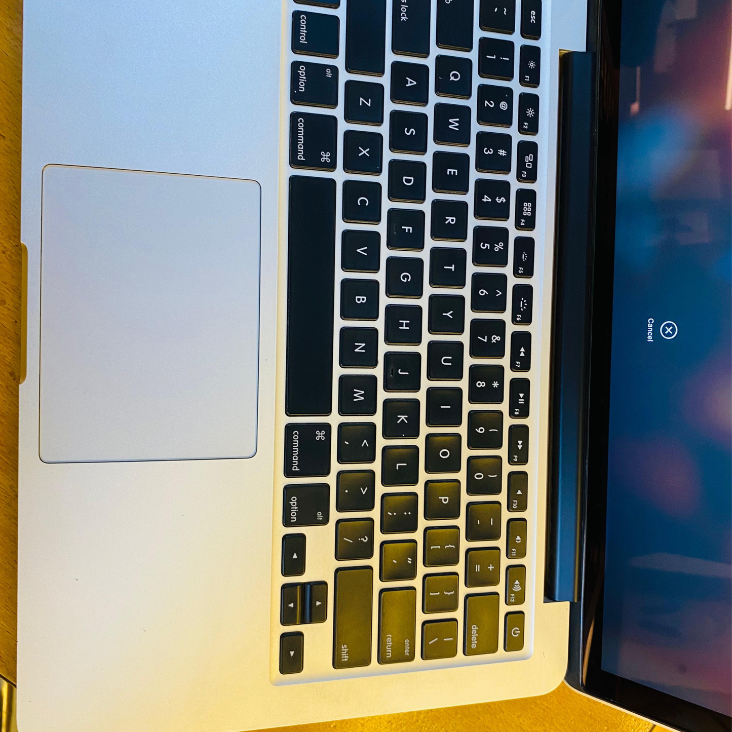 Used MacBook Pro 13-inch 2015 – 8GB / 512GB
