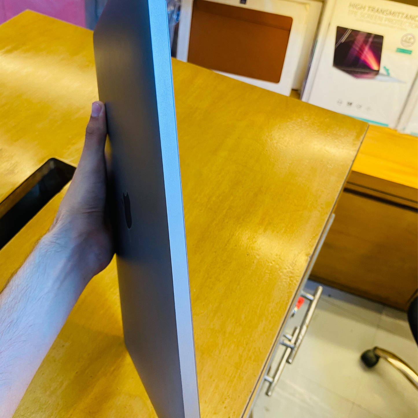 Used MacBook Air 13-inch (M1) – 8GB / 512GB