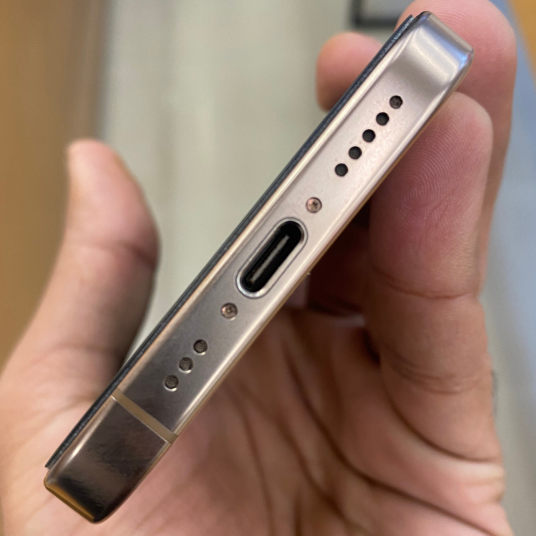 iPhone 16 Pro  PTA Approved (Used)