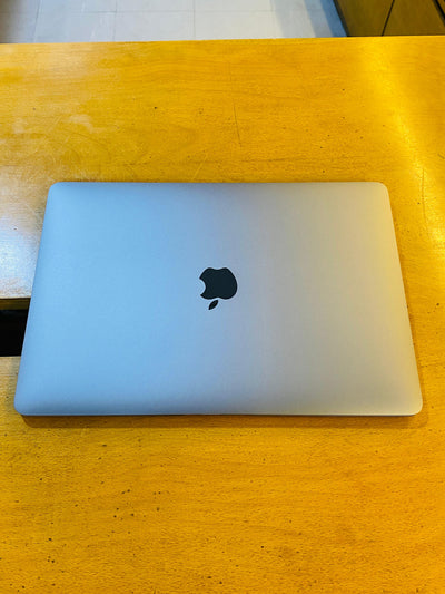 Macbook Air 2020 | 13 Inches | M1 | 8GB RAM | 256GB SSD | Silver | Excellent Condition [As New Just Box Opened] | Cycles-4 (Code-ABD)