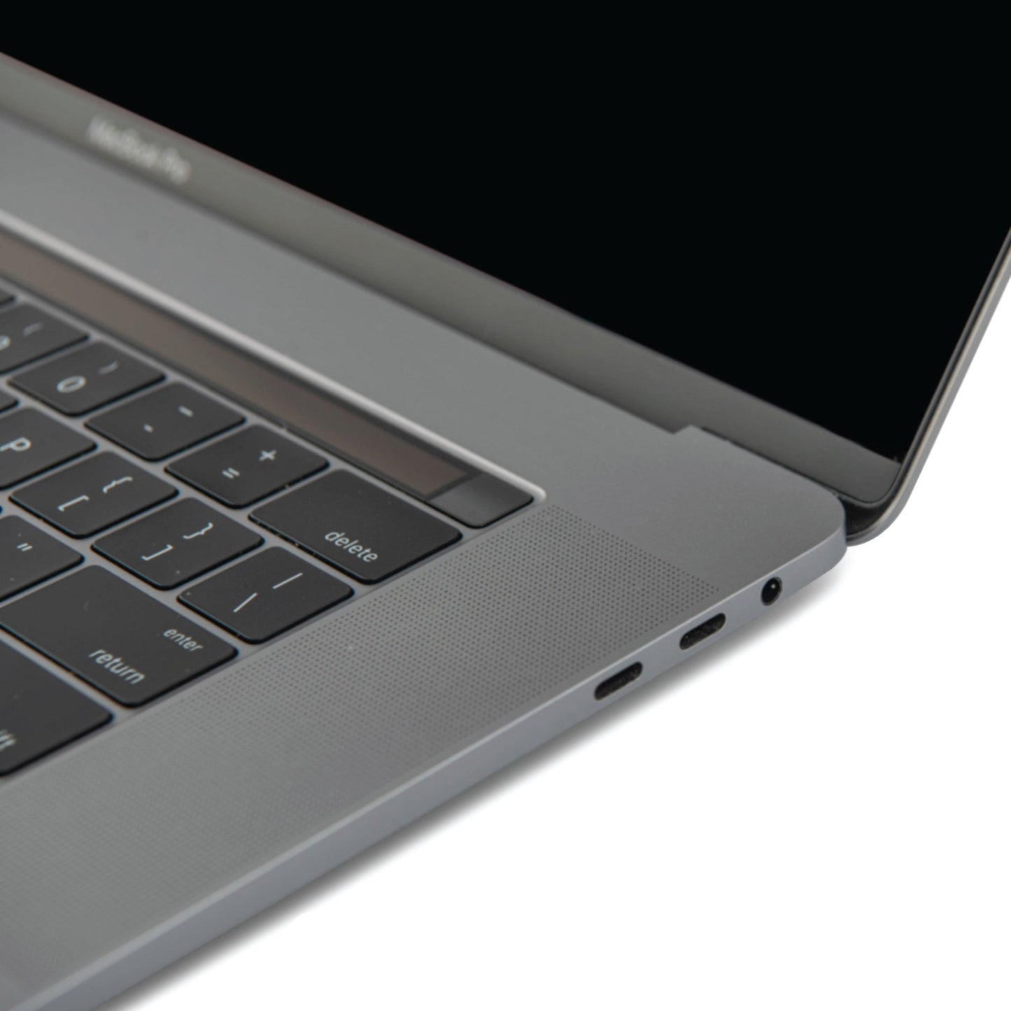 MacBook Pro 2017 | 15 Inches | Intel Core i7 2.6 GHz Processor | 16GB Ram | 256GB SSD | Space Gray | BTO/CTO - 65 cycles